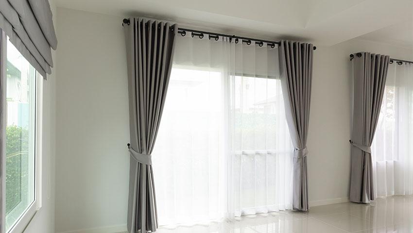 curtain1.jpg